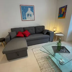 Spacieux n°1 en centre historique Landerneau