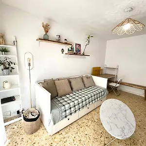 Appartement 2p 50m2 With Ac & Free Parking & 2 Balconies, Antibes